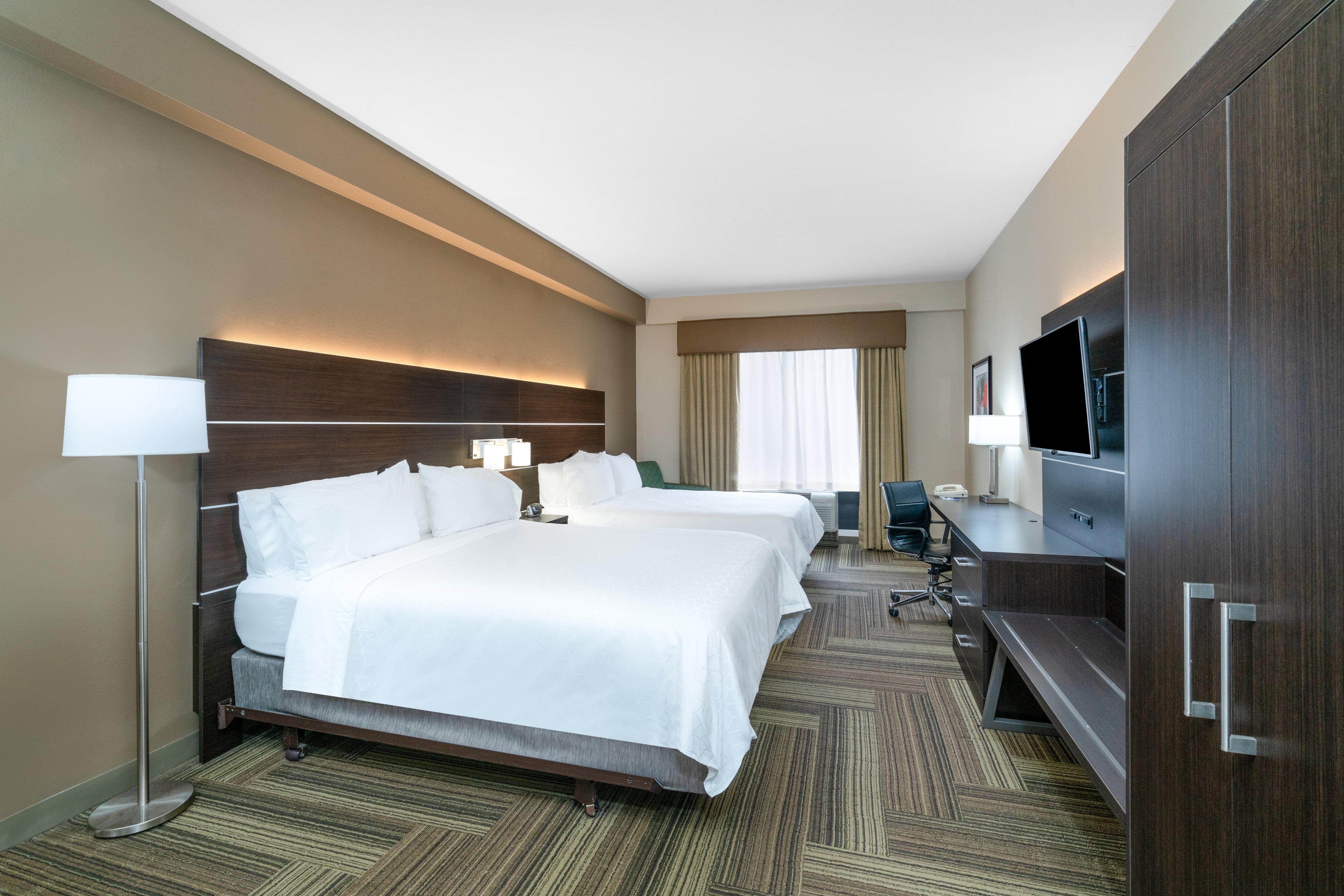 holiday inn express and suites ashland by ihg