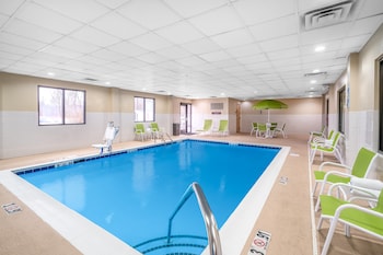 Holiday Inn Express & Suites Ashland By Ihg,Cannonsburg>>Ashland,3 star