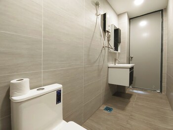 plaza berjaya by manhattan group