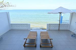 mien trung beach house phu quoc