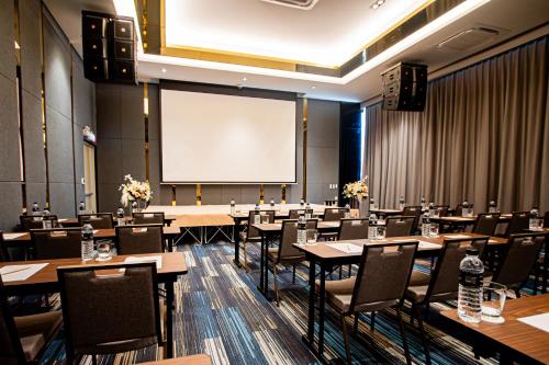 frame hotel bangkok
