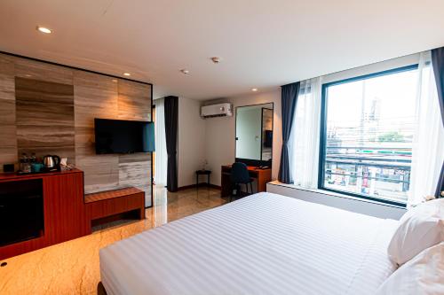 frame hotel bangkok