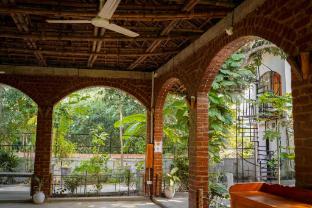 soultosoul guesthouse mayapur