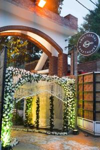 soultosoul guesthouse mayapur