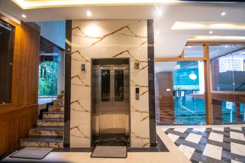 hotel jp hills rishikesh