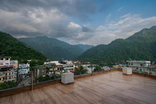 hotel jp hills rishikesh