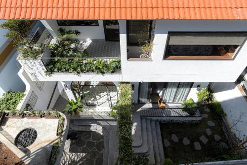 thom house