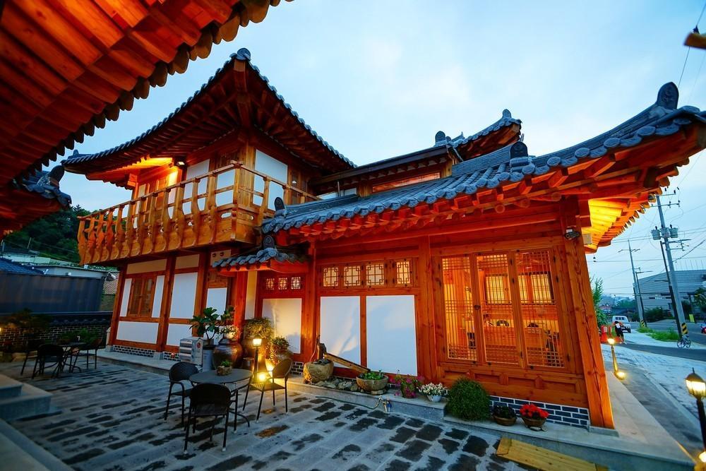 iga hanok awarded architectural culture award