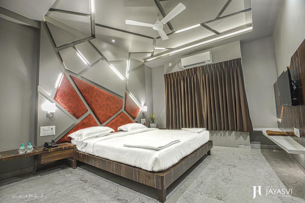 hotel jayasvi