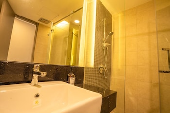 societe sri hartamas kuala lumpur