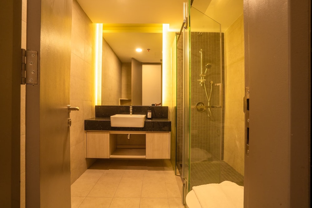 societe sri hartamas kuala lumpur