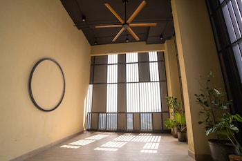 societe sri hartamas kuala lumpur