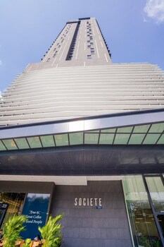 societe sri hartamas kuala lumpur