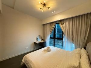 the ooak suites kiara 163 by bamboo hospitality
