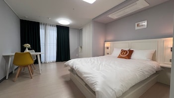 yeosu stay and healing