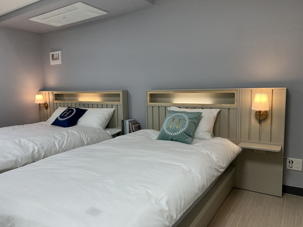 yeosu stay and healing