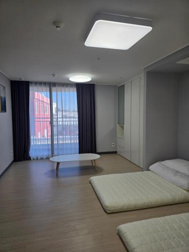 yeosu stay and healing