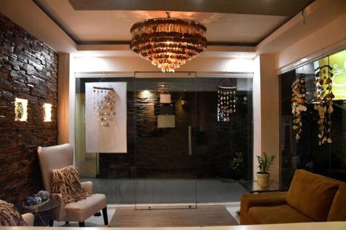 reddoorz sir g hotel dmall boracay