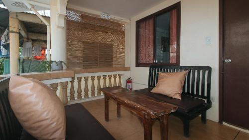 reddoorz the central inn boracay island