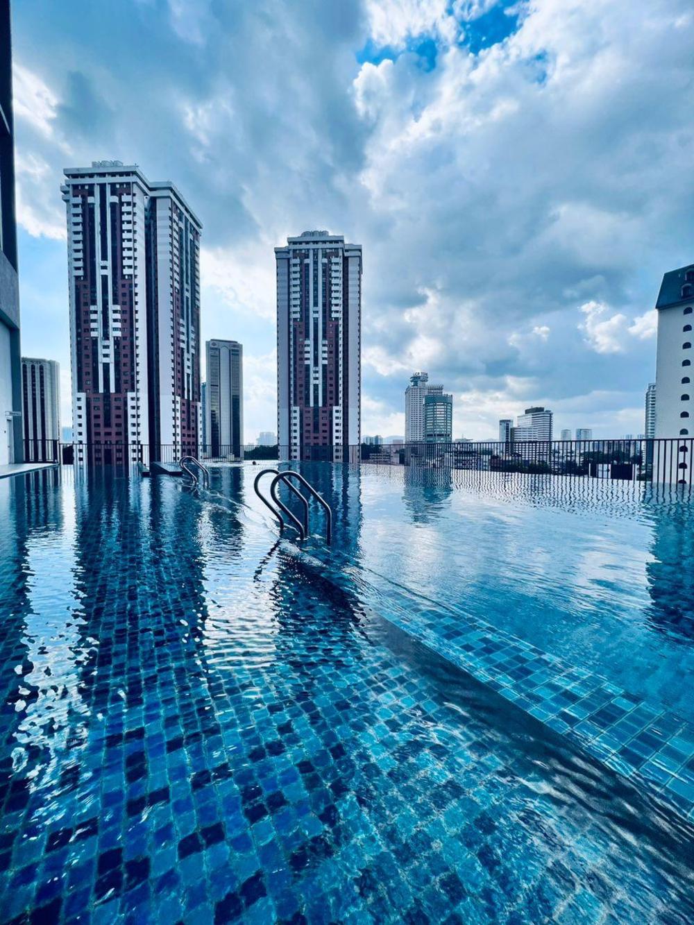 chambers serviced suites kuala lumpur