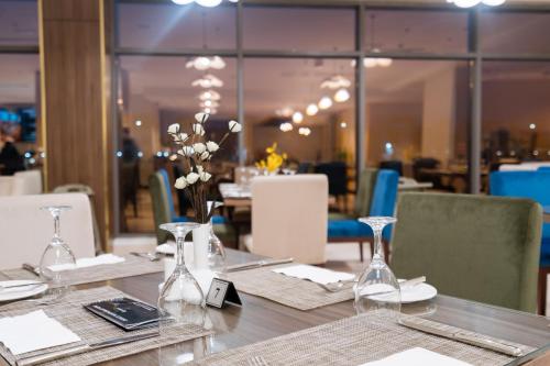 kyriad muscat hotel