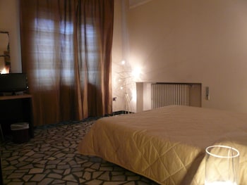 lucca in villa elisa and gentucca