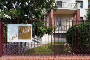 lucca in villa elisa and gentucca