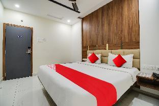 Capital O Sri Sai Grand Inn,,4 star