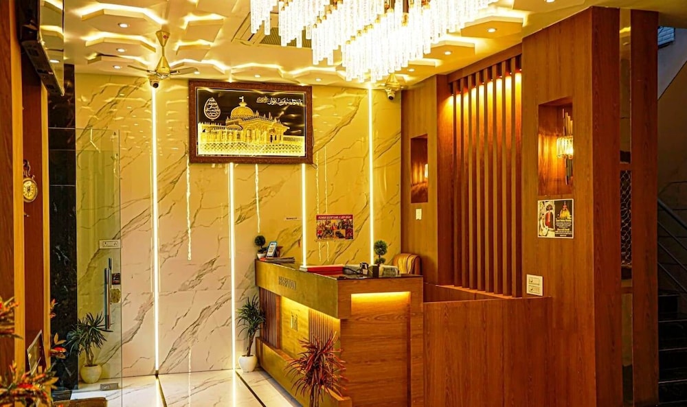 hotel qadri 400 mtrs from dargah