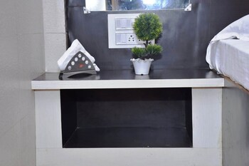 hotel qadri 400 mtrs from dargah