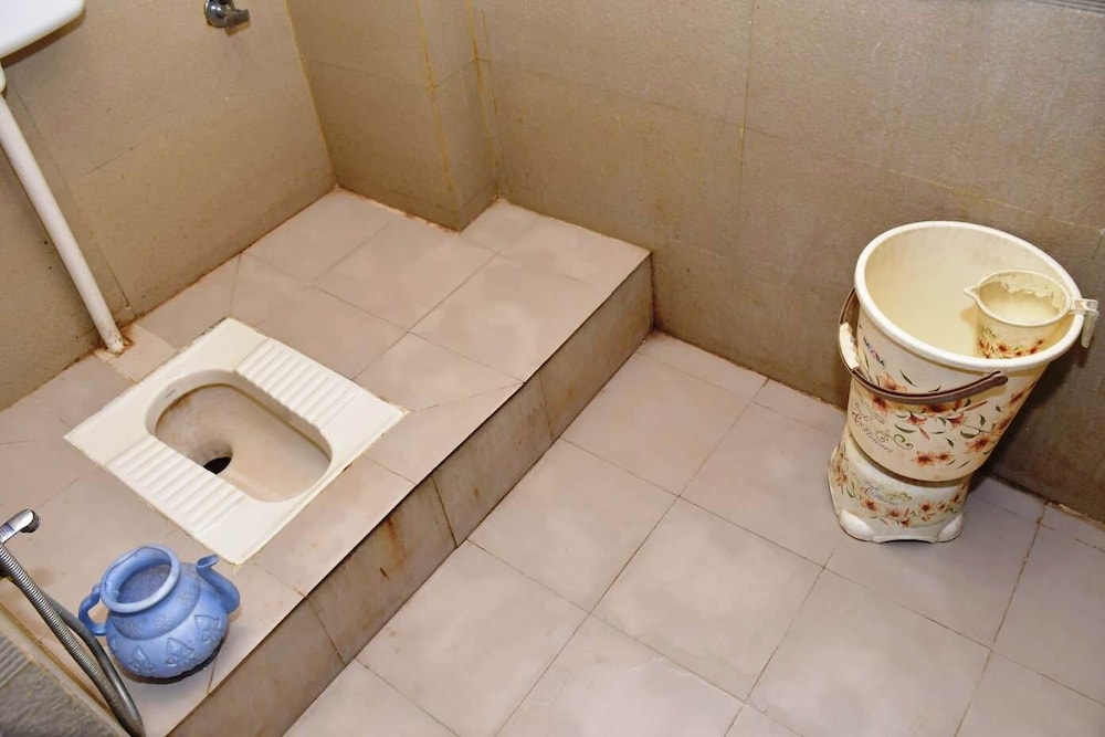 hotel qadri 400 mtrs from dargah