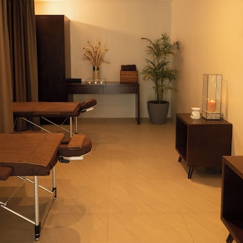 solitude acacia resort