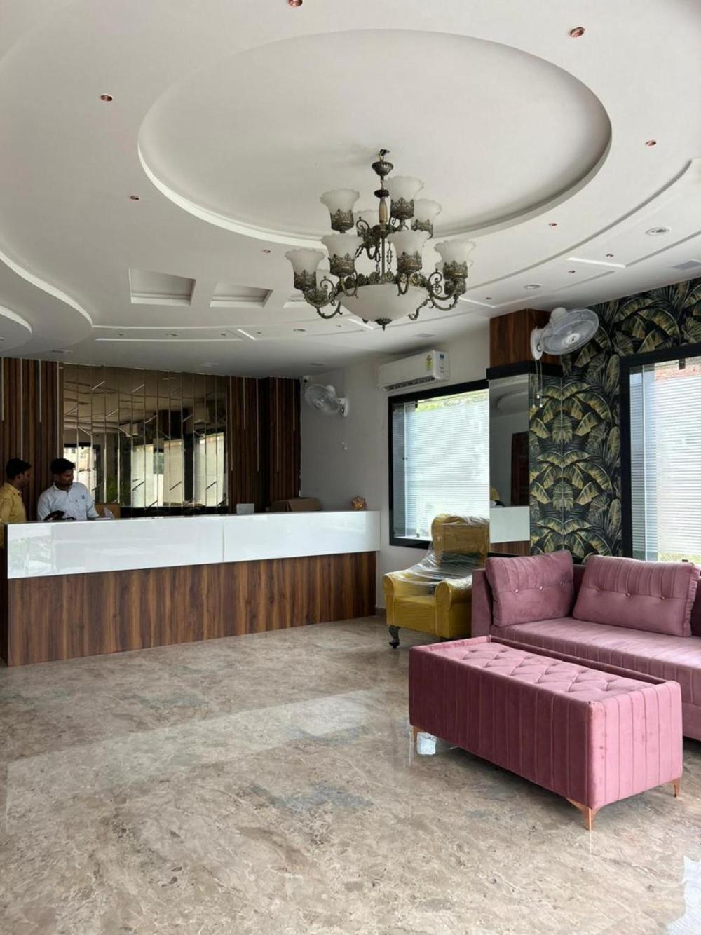 hotel grand view