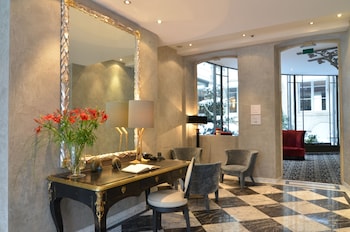 hotel le place d armes