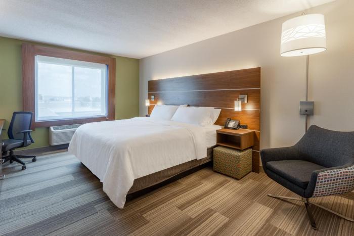 holiday inn express hotel and suites burlington by ihg