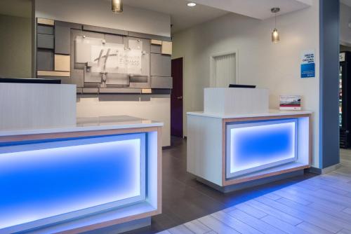 holiday inn express hotel and suites burlington by ihg