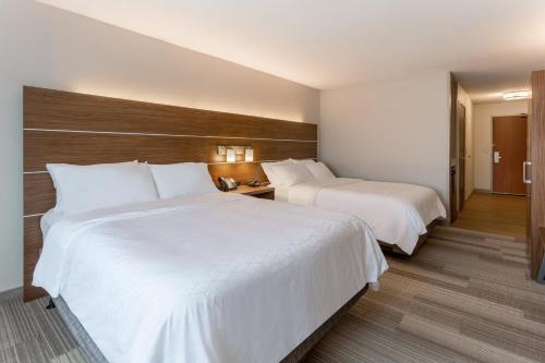 holiday inn express hotel and suites burlington by ihg