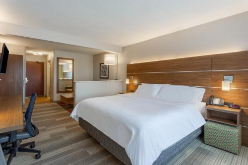 holiday inn express hotel and suites burlington by ihg