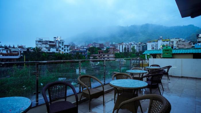 hotel lords valley rishikesh