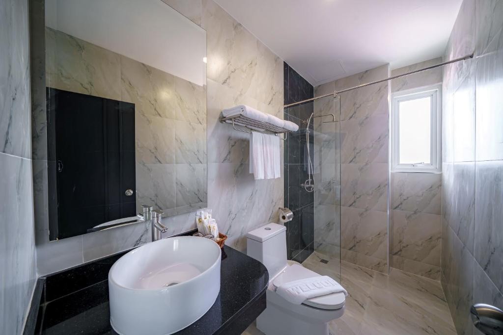 lhc hotel and resort