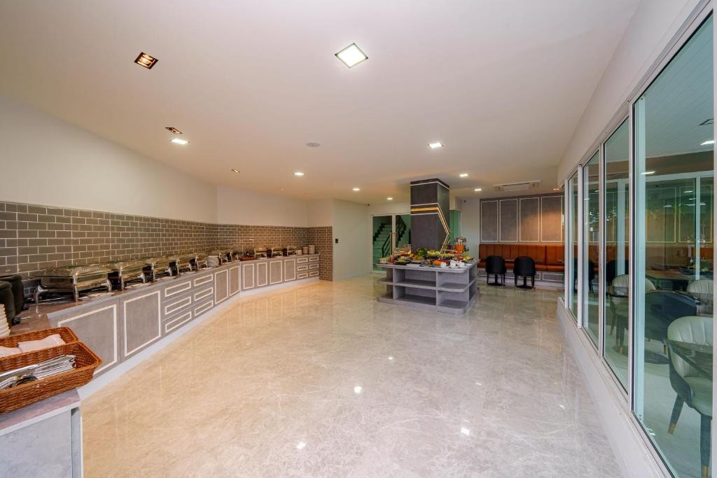 lhc hotel and resort