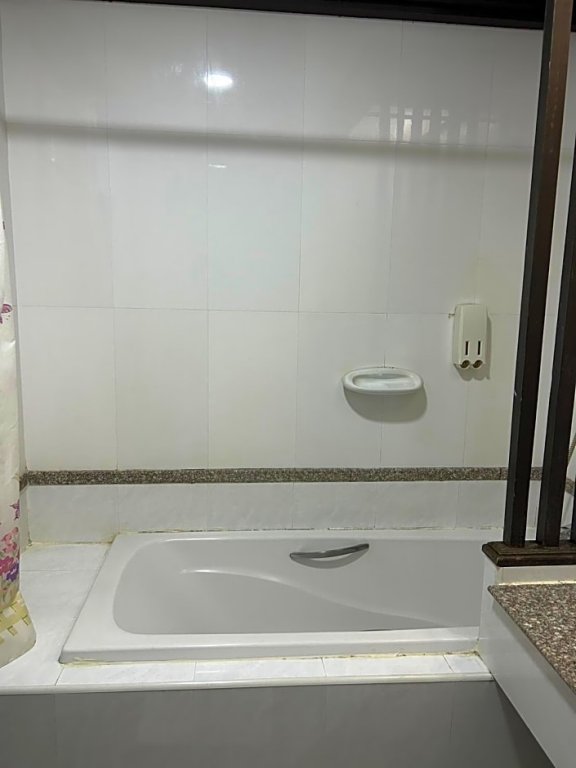 grand phranakhon hotel