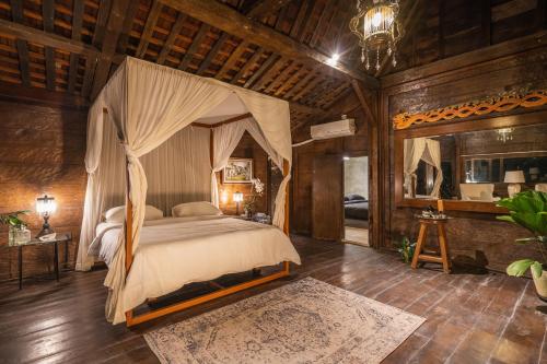 the corduroy hotel