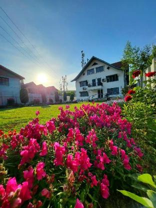 Villa 67,4, Boulevard Old Gagribal Road,3 star