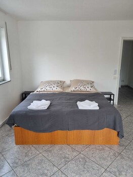 pension seckbach