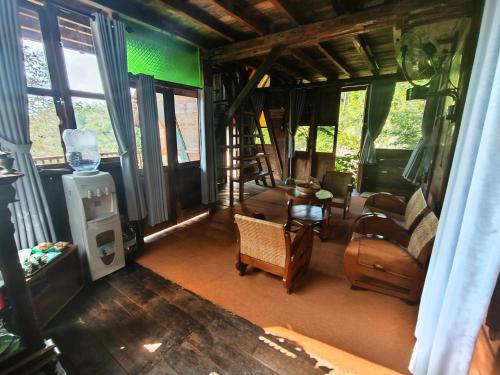 omah hanoman turu by kebun hanoman