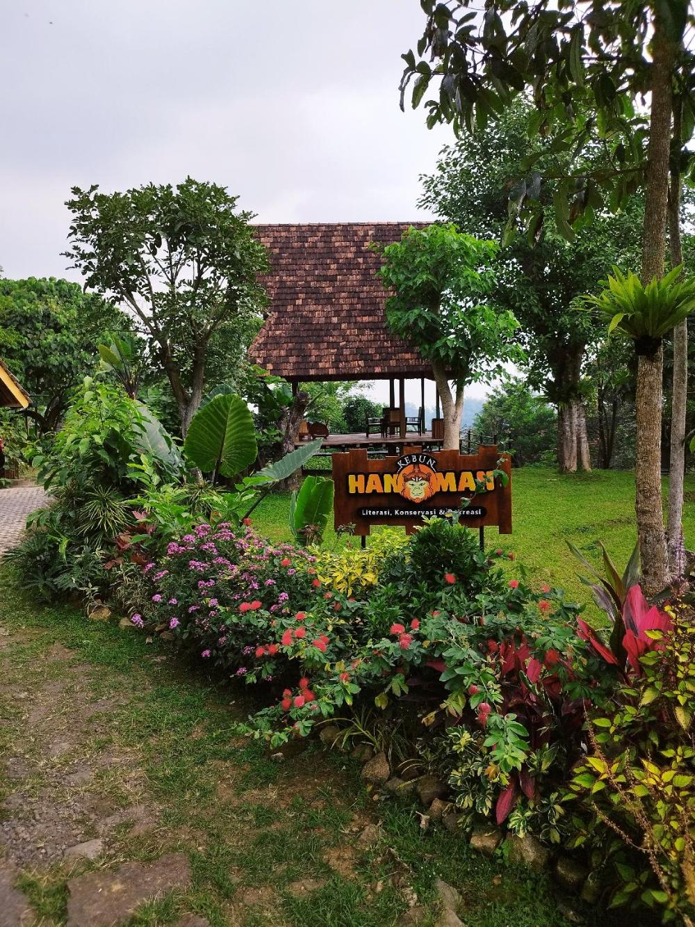 omah hanoman turu by kebun hanoman