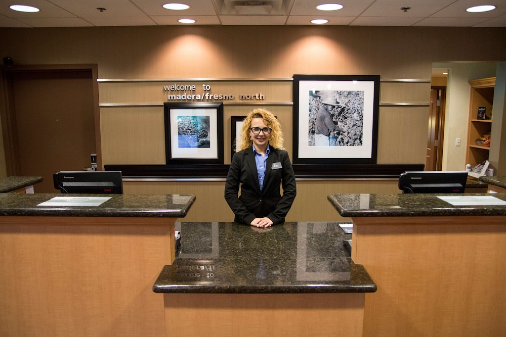 hampton inn and suites madera