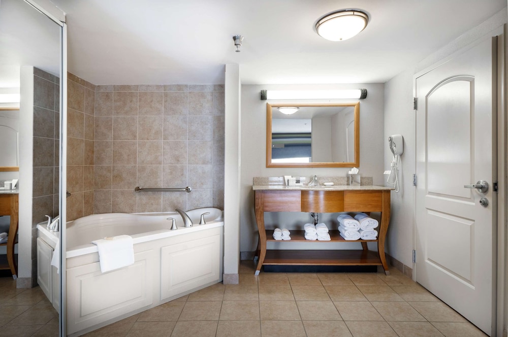 hampton inn and suites madera