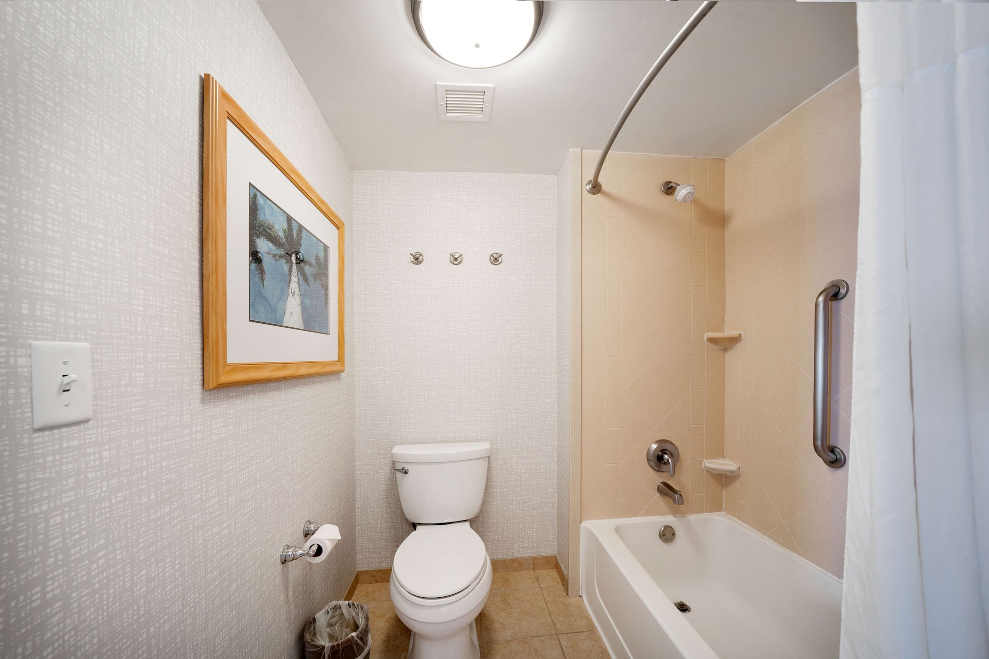hampton inn and suites madera